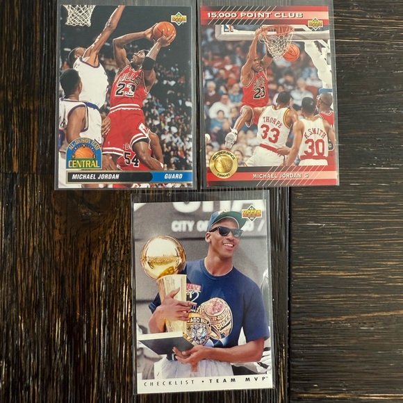 Michael Jordan cards - Picture 1 of 2